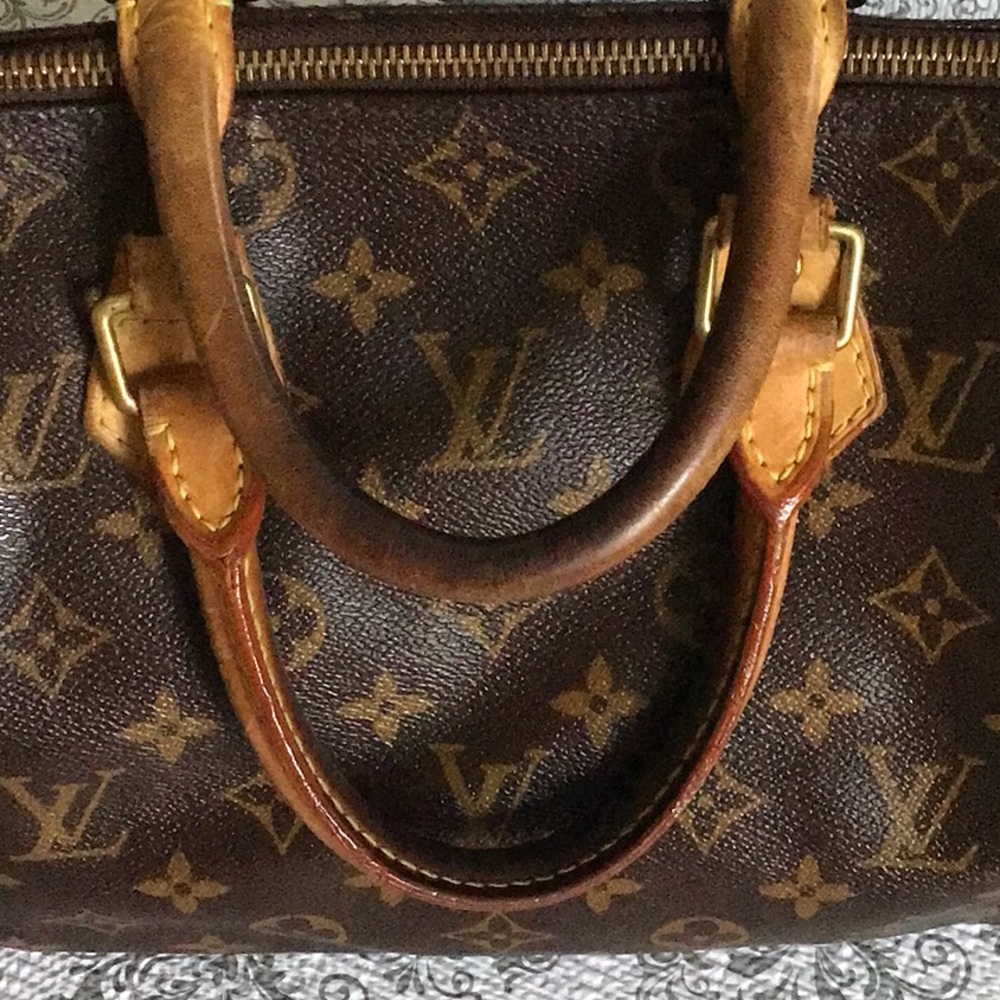 Louis Vuitton Brown Mini Bag with Signature Monogram - Picture 9 of 10